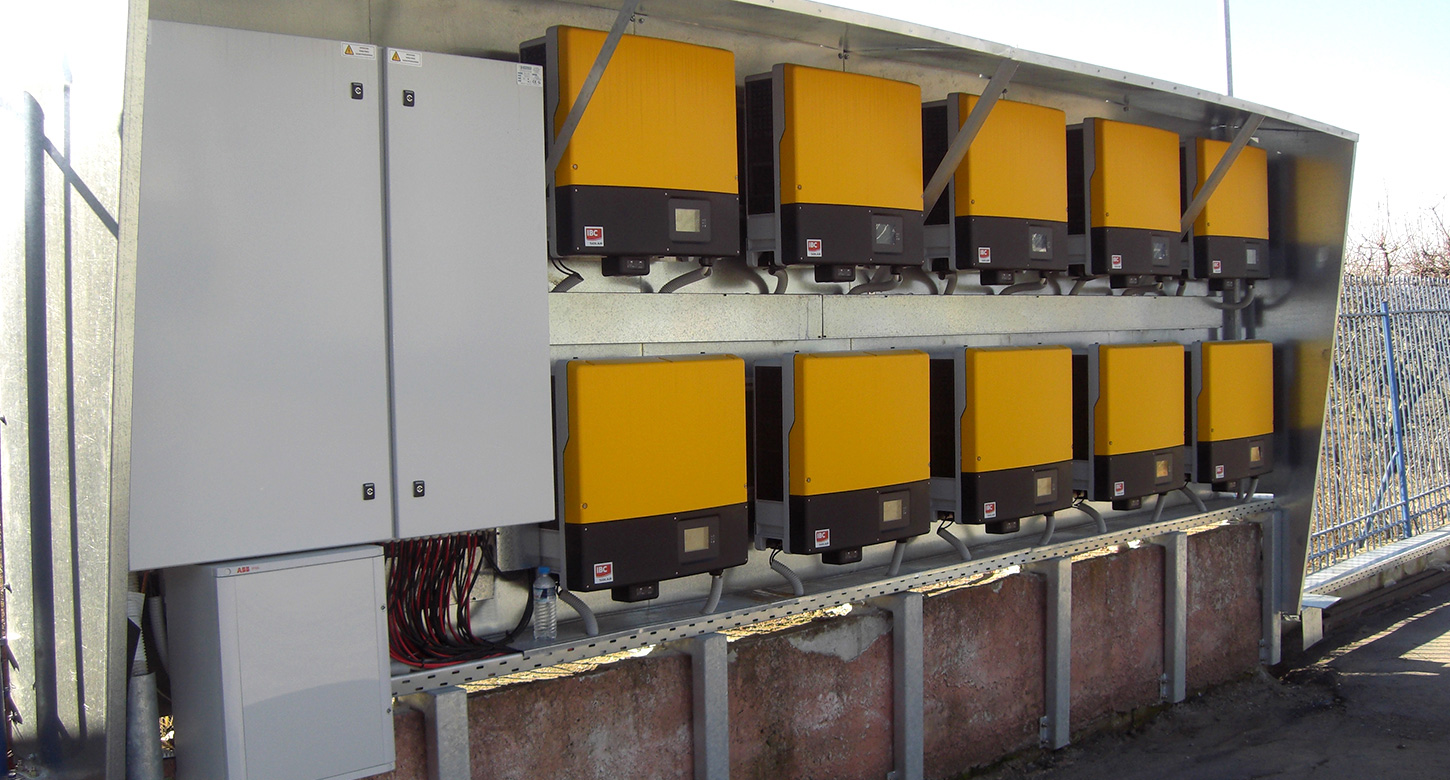 ΦΩΤΟΒΟΛΤΑΪΚΑ ΔΙΑΣΥΝΔΕΔΕΜΕΝΑ